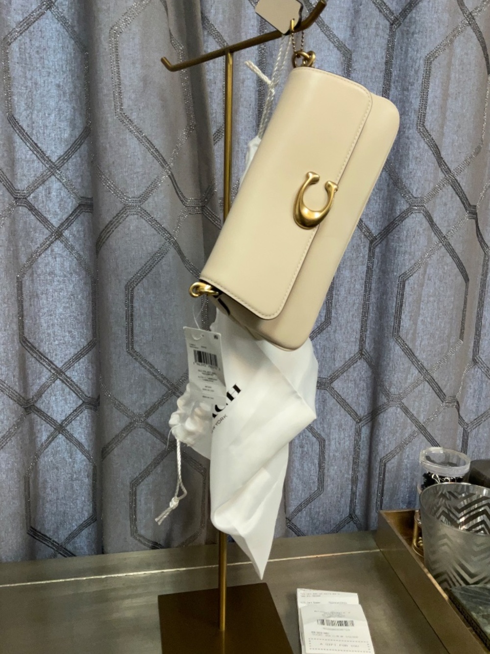 Coach Cream Jet Shoulder Bag in Chalk(FREE COACH SHIRT GWP) - Picture 4 of 15